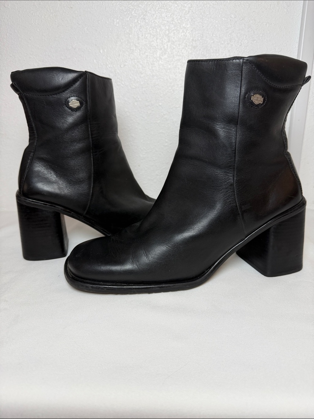 Harley Davidson Black Leather boots Size 10 with block heel